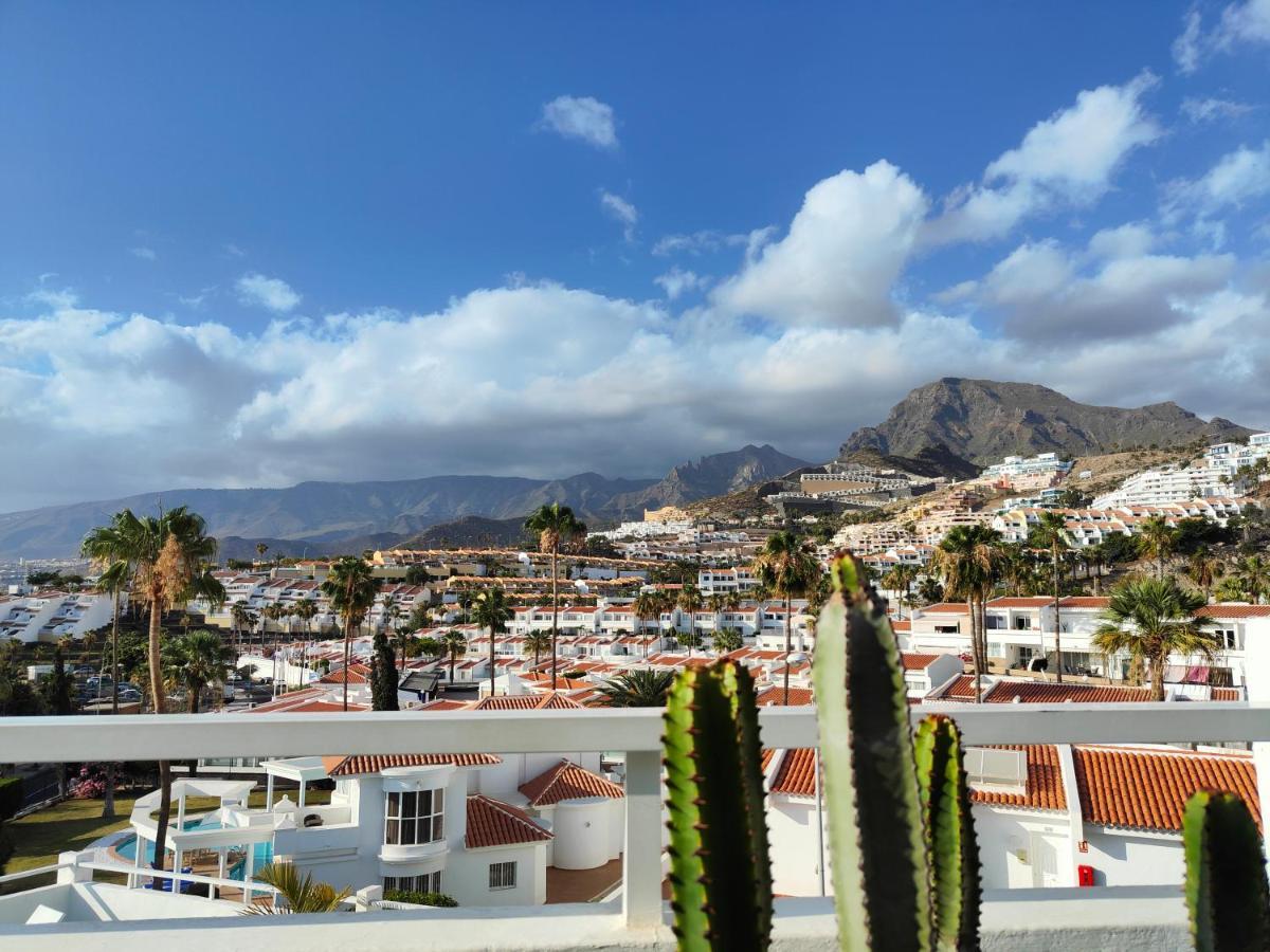 Malibu Park Apartments Sol Costa Adeje  Bagian luar foto